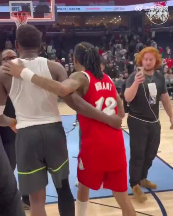 狼王&槍王惺惺相惜！華子賽后與莫蘭特相互致意！