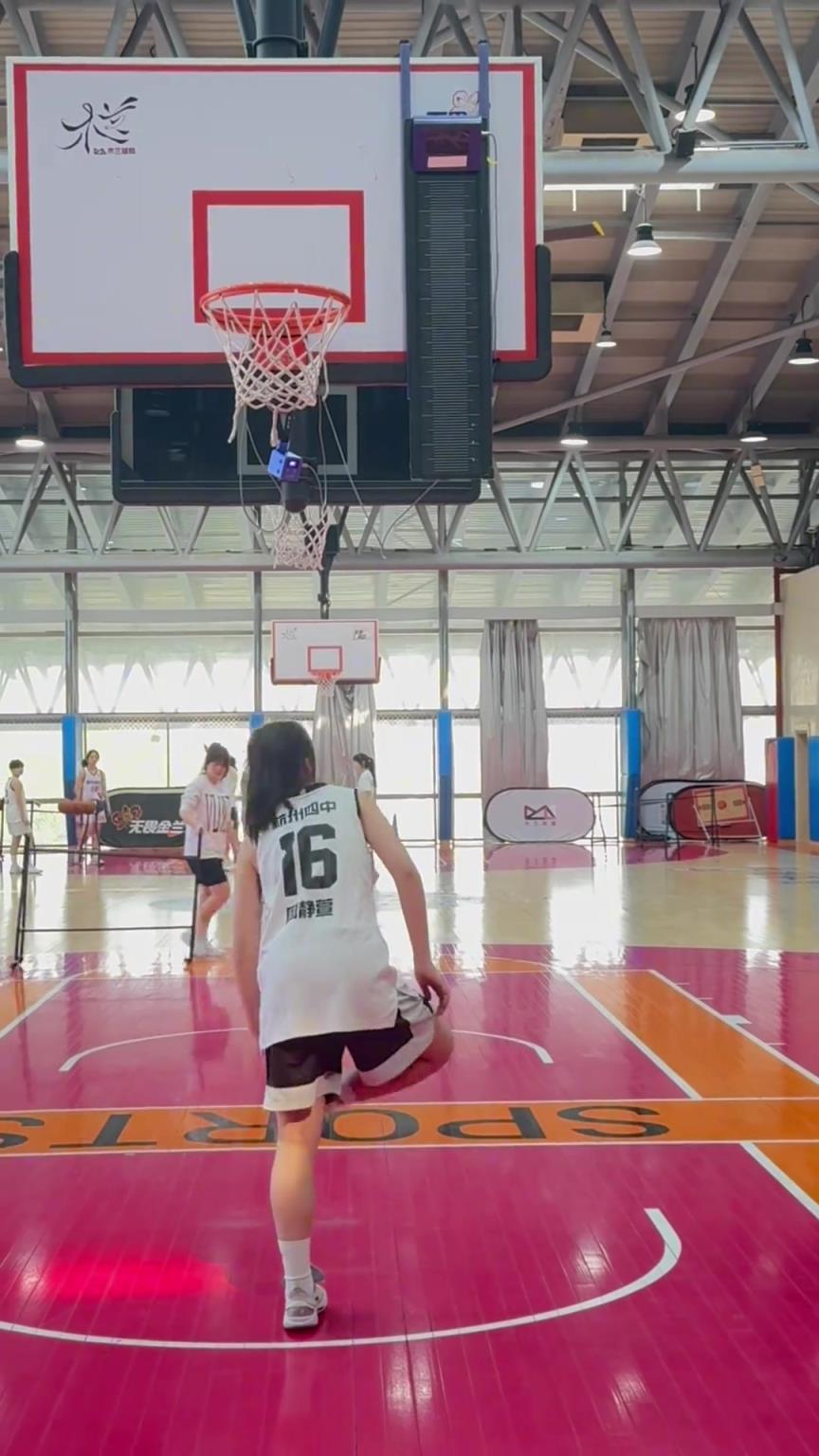 所以，你能摸高多少？