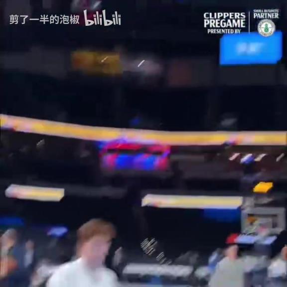 寶藏球員！你覺得小瓊斯能延續(xù)去年季后賽的亮眼表現(xiàn)嗎？